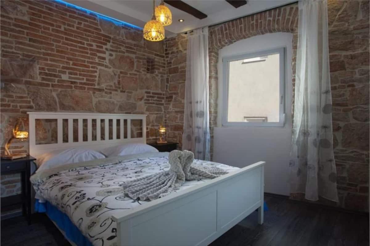 Historic Luxury Old Town Apartment Zadar Ngoại thất bức ảnh